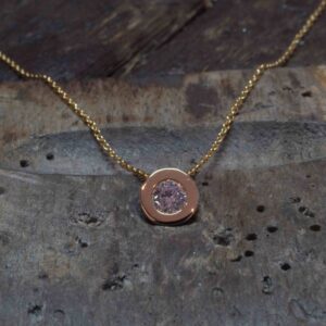 750er Gelbgoldcollier mit Brillant
