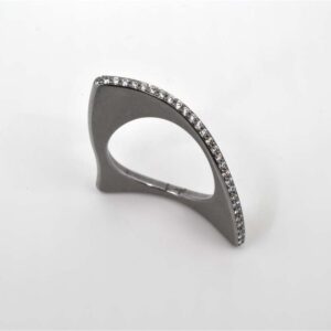 Edelstahlring mit Brillanten
